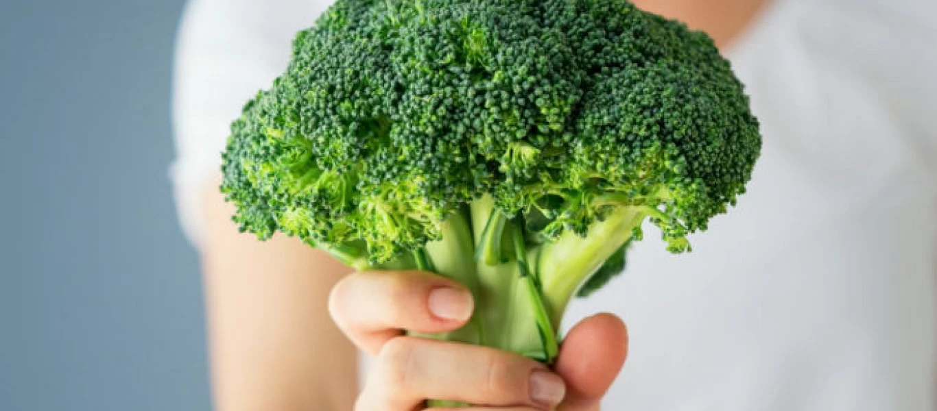 Οι φυτοφάγοι και οι ψαροφάγοι κινδυνεύουν λιγότερο να νοσήσουν με σοβαρή Covid-19 σύμφωνα με έρευνα